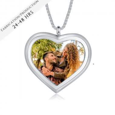 The Heart Photo Necklace
